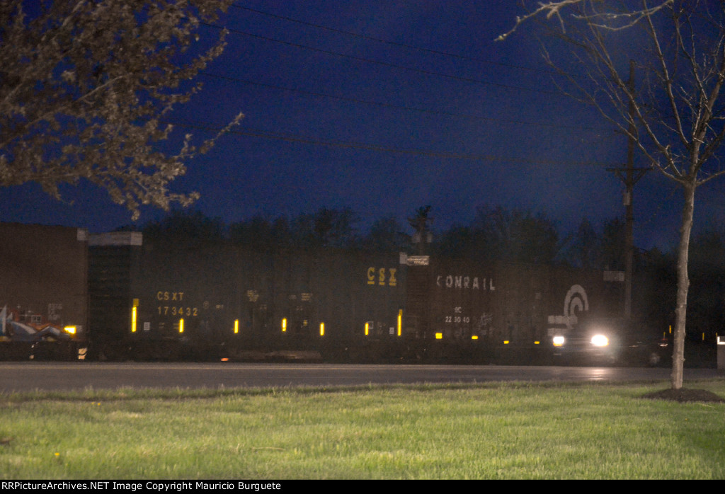 CSX Box Car